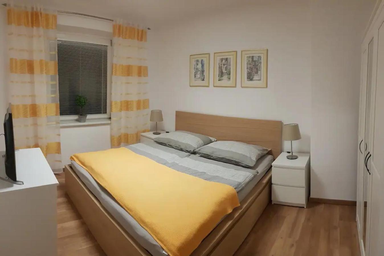 Top Appartement Fuer Business-Wohnen-Urlaub Vídeňské Nové Město Exteriér fotografie